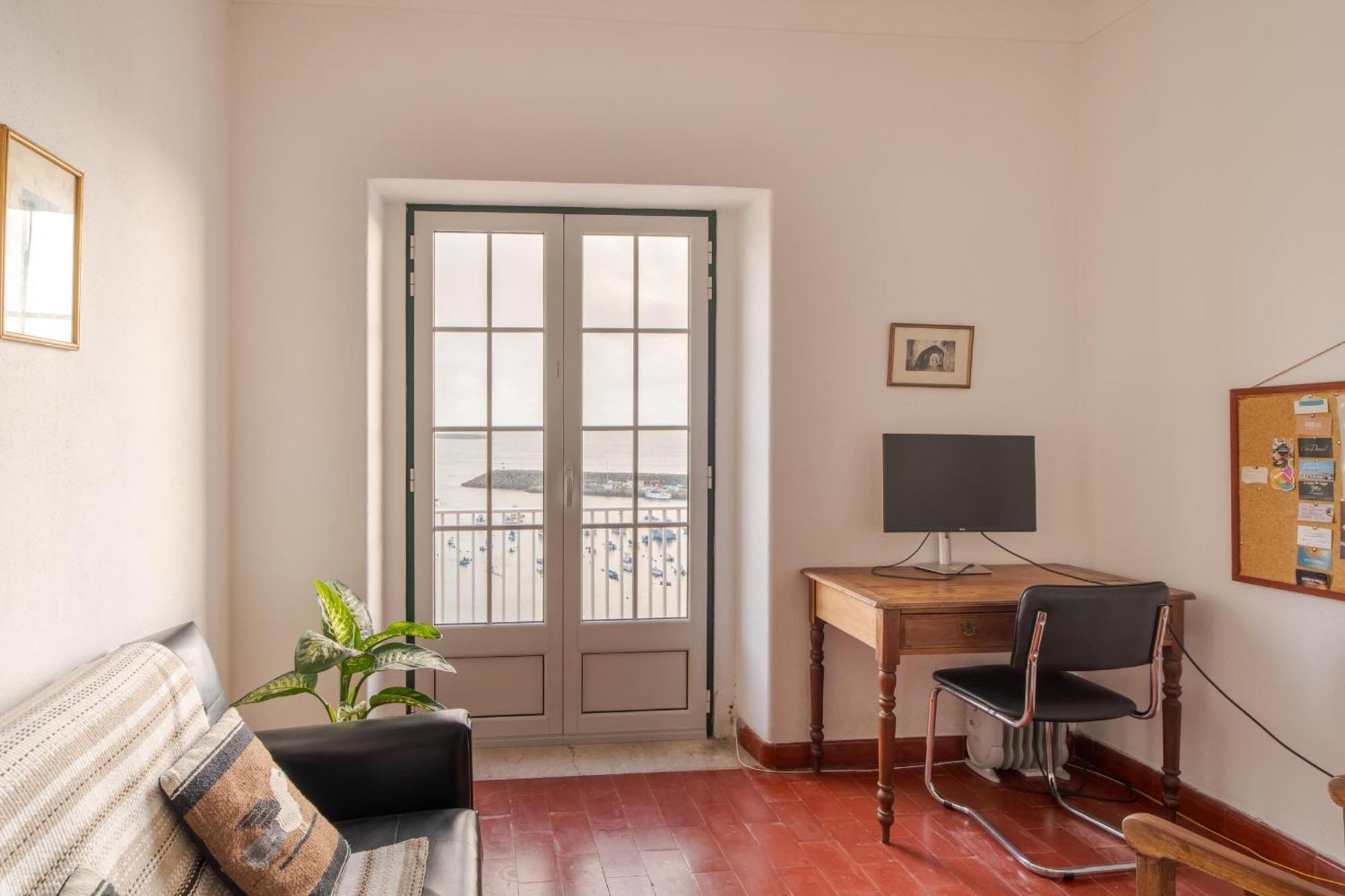 Manas Coliving Apartment Sines Bagian luar foto