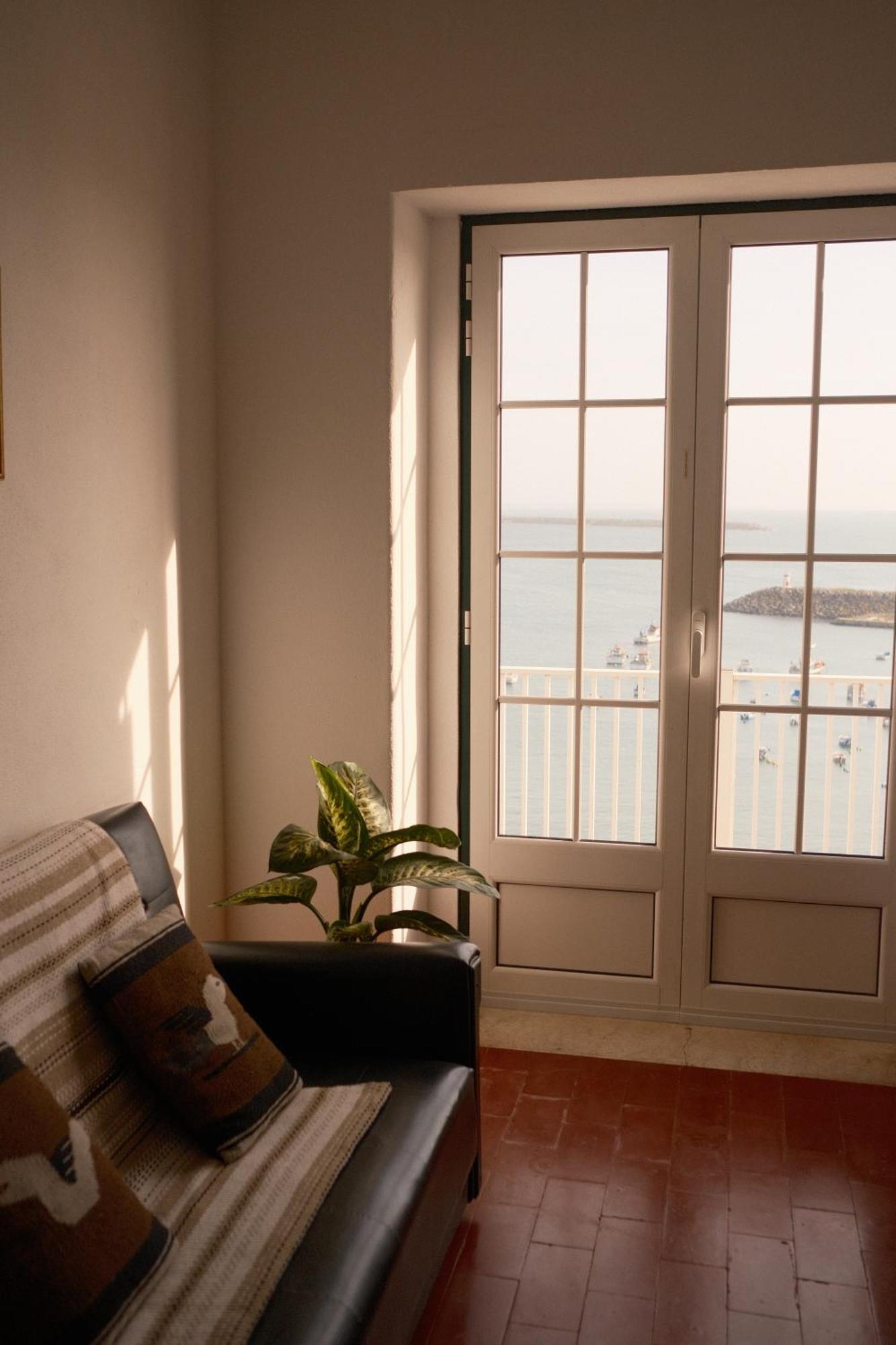 Manas Coliving Apartment Sines Bagian luar foto